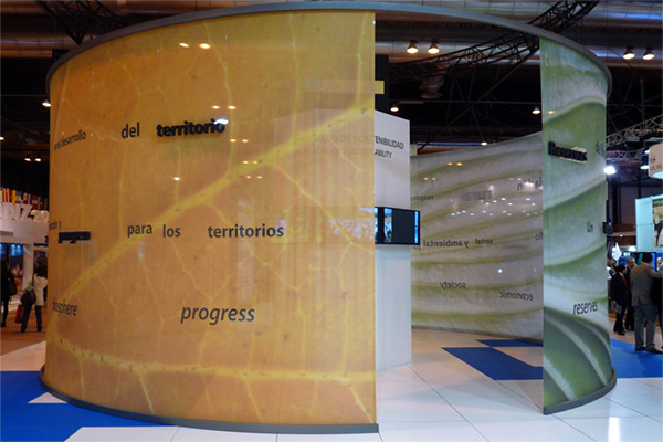 impresion_ecologica_stand_fitur